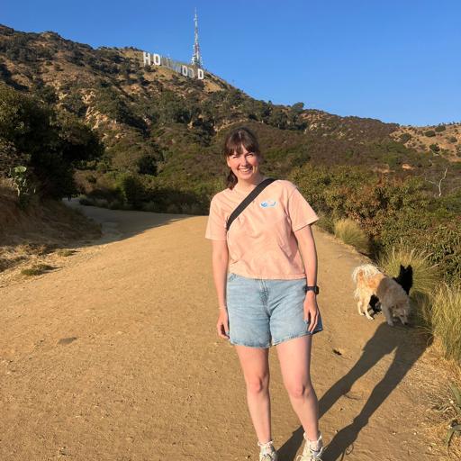 Profile picture for Tess Lincoln